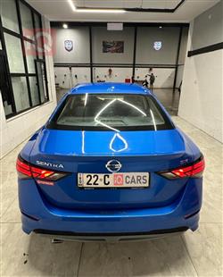 نیسان سێنترا